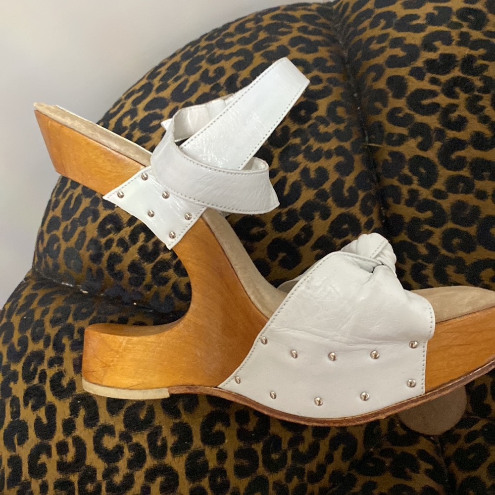 David C. Cotuer white Sandals with ankle wrap - Picture 4 of 7